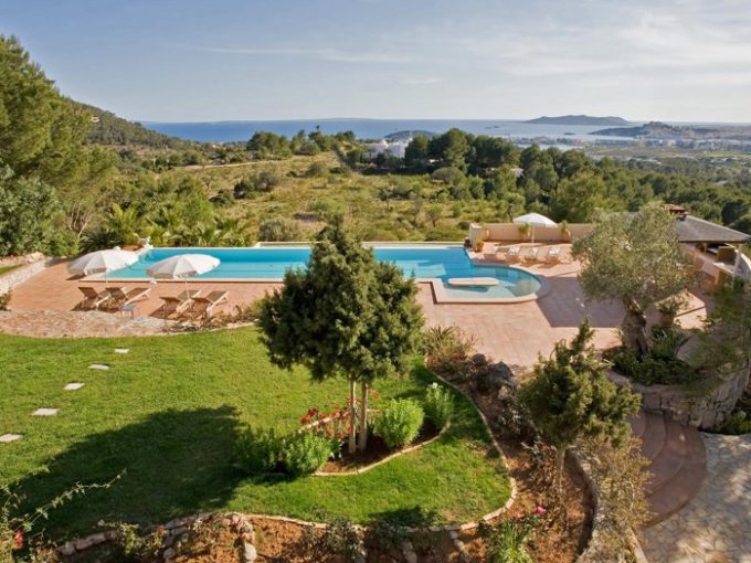Villa de luxe avec piscine et vue mer Ibiza
